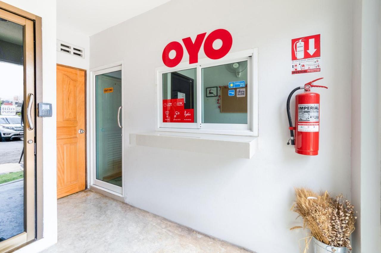 Oyo 969 Lida 1946 Hostel Bangkok Exterior foto